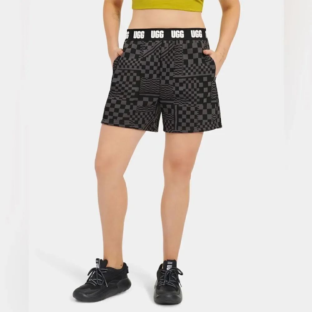 NWT- UGG- Chrissy Short Checks- boyfriend short- black and grey- Size X-Large